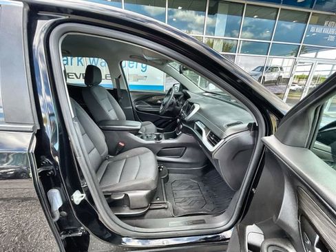 Certified 2023 GMC Terrain SLE FWD image 26