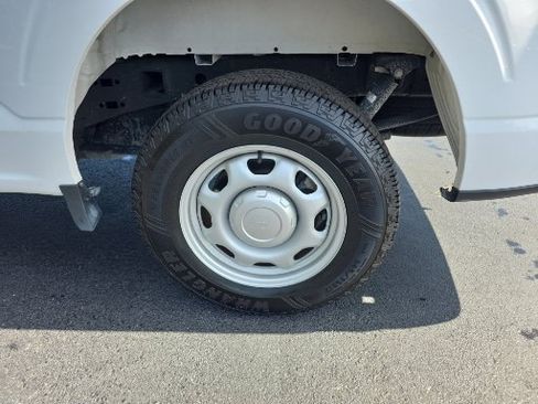 Used 2022 Ford F150 XL w/ Equipment Group 101A High RWD image 21