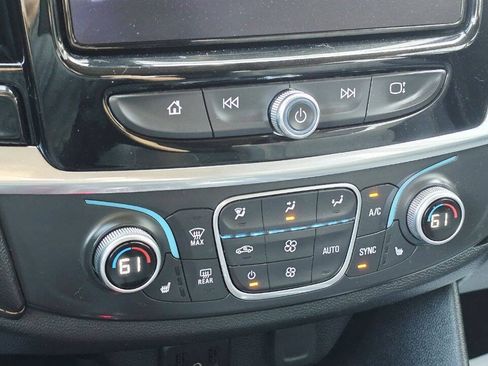 Used 2019 Chevrolet Traverse LT AWD/4WD image 21