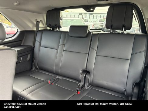 Used 2023 Toyota Sequoia SR5 image 31