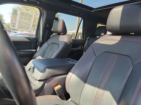 Used 2023 Ford Expedition Limited image 25