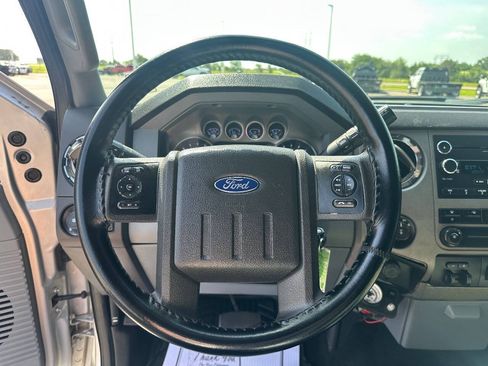 Used 2014 Ford F250 XLT w/ XLT Premium Package AWD/4WD image 25