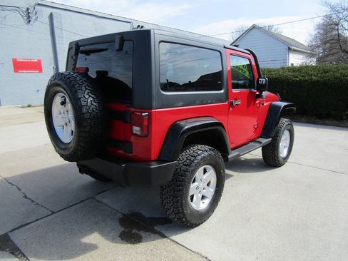Used 2012 Jeep Wrangler Sport image 5