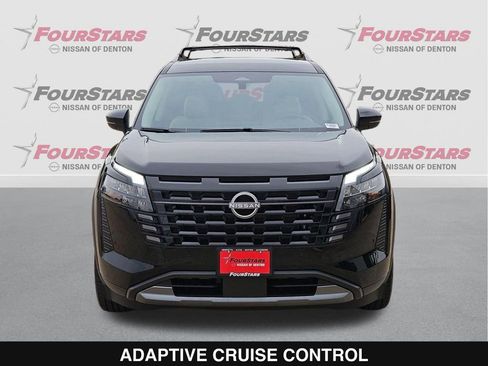 New 2026 Nissan Pathfinder SL image 10