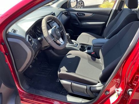 Used 2020 Nissan Rogue Sport S FWD image 2