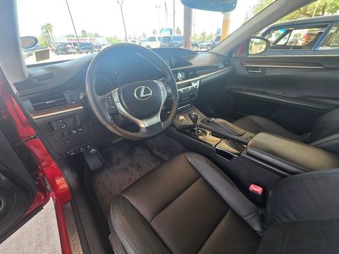 Used 2015 Lexus ES 350 w/ Luxury Package image 57