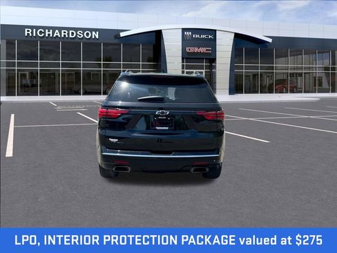 Used 2023 Chevrolet Traverse Premier AWD/4WD image 4