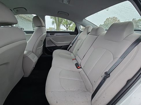 Used 2018 Hyundai Sonata SE image 36