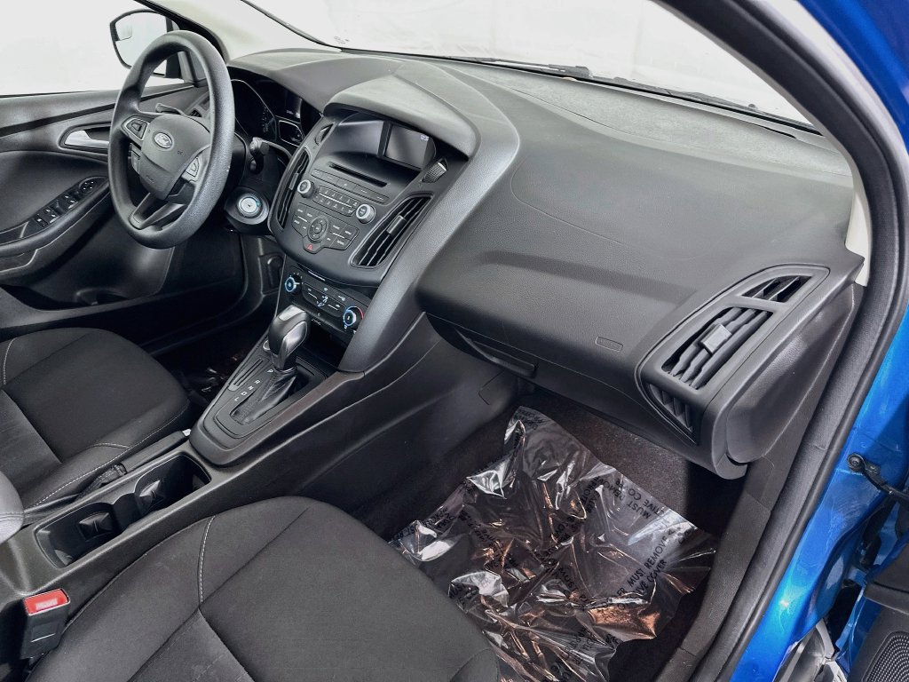 Used 2016 Ford Focus SE FWD image 32