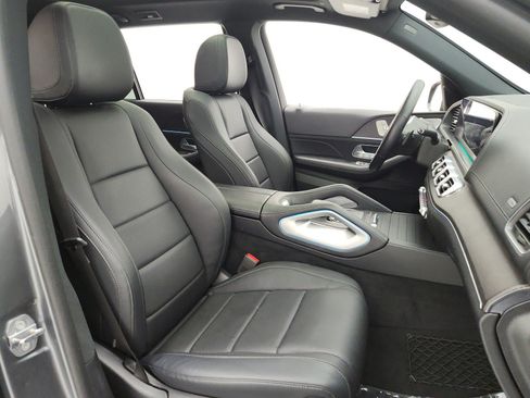 Used 2020 Mercedes-Benz GLS 450 4MATIC image 28