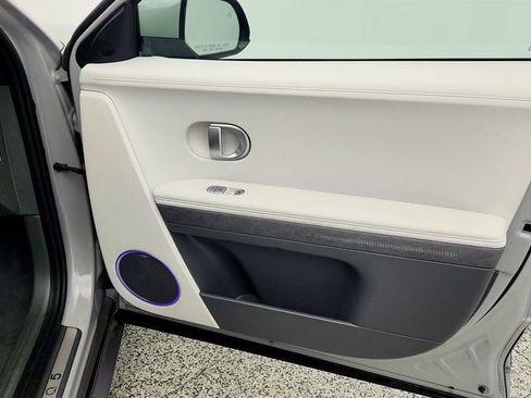 Used 2024 Hyundai Ioniq 5 Limited image 27