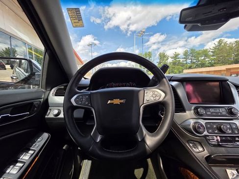 Used 2015 Chevrolet Suburban LTZ AWD/4WD image 18