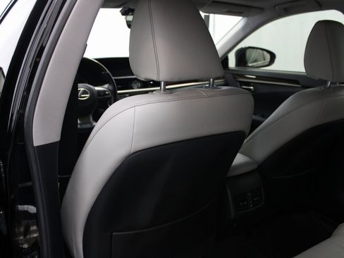 Used 2018 Lexus ES 300h image 20