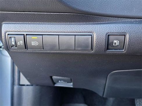 Certified 2025 Toyota Corolla LE image 21