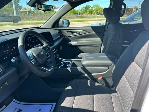 New 2026 Chevrolet Traverse LT w/ Driver Confidence Package FWD image 33