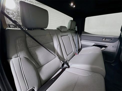Certified 2025 Toyota Tundra Limited image 24