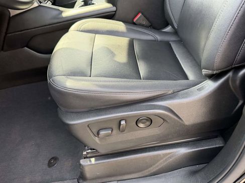 Used 2023 Chevrolet Tahoe LT image 17