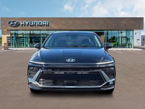 New 2026 Hyundai Sonata SE FWD image 12