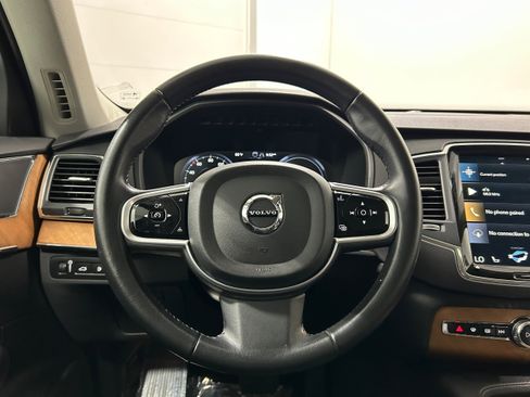 Used 2022 Volvo XC90 T8 Inscription Expression AWD/4WD image 12