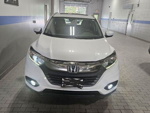 Used 2022 Honda HR-V EX image 2