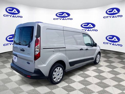 Used 2023 Ford Transit Connect XLT FWD image 3