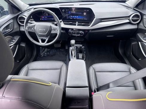 Used 2025 Chevrolet Trax ACTIV w/ Driver Confidence Package FWD image 25