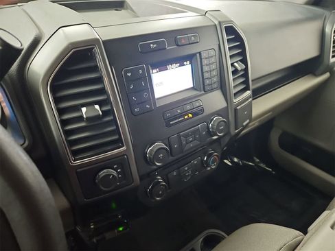 Used 2018 Ford F150 XLT image 27