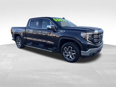 Used 2024 GMC Sierra 1500 SLT w/ SLT Premium Package image 8