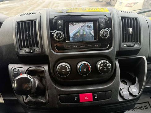 Used 2018 RAM ProMaster 2500 image 13