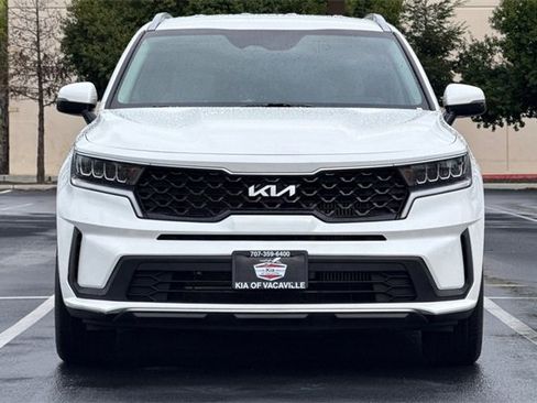 Used 2022 Kia Sorento S image 11