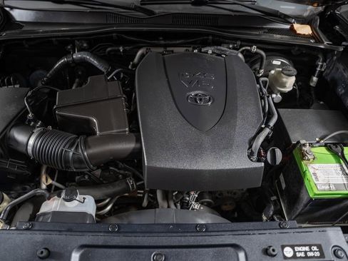 Used 2016 Toyota Tacoma TRD Off-Road w/ Towing Package image 20