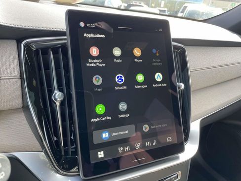 New 2026 Volvo XC90 B6 Plus w/ Protection Package Premier image 16