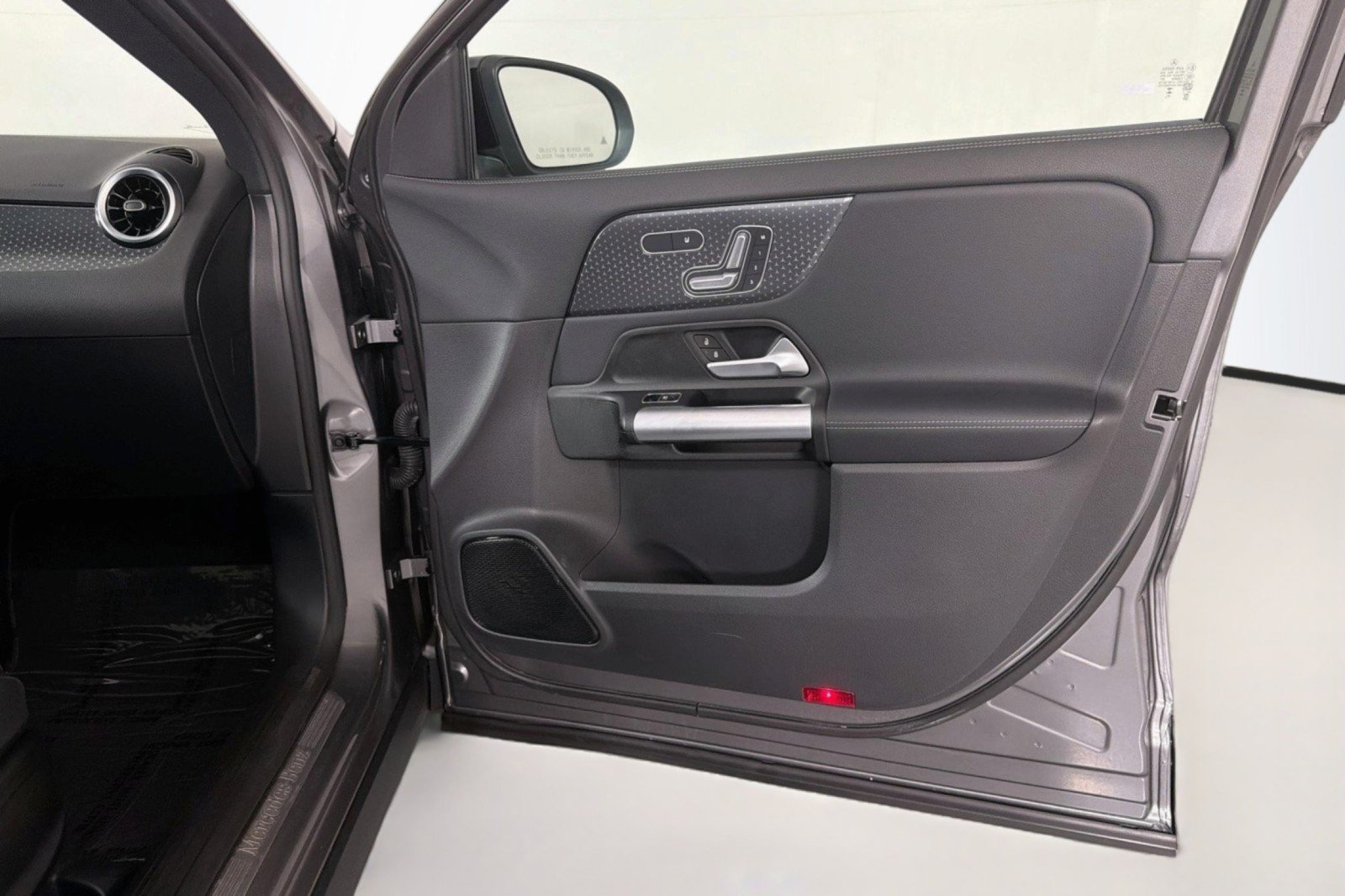 Certified 2026 Mercedes-Benz GLA 250 image 27
