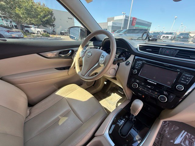 Used 2015 Nissan Rogue SL w/ SL Premium Package AWD/4WD image 22