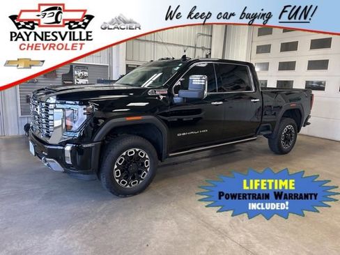 Used 2024 GMC Sierra 3500 Denali w/ Denali Reserve Package image 1