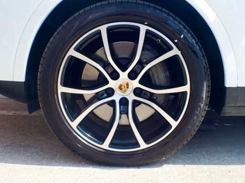 Used 2021 Porsche Cayenne S AWD/4WD image 52