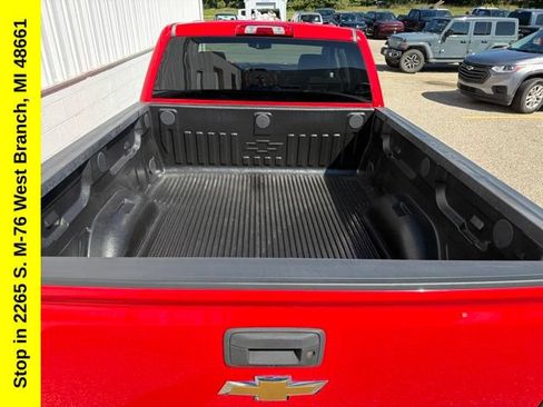 Used 2018 Chevrolet Silverado 1500 LT w/ All Star Edition AWD/4WD image 14