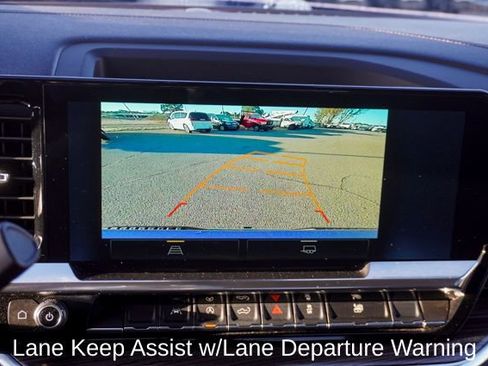 Used 2025 Chevrolet Silverado 1500 LT image 13