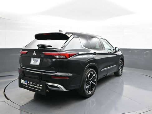 Used 2022 Mitsubishi Outlander SEL AWD/4WD image 6