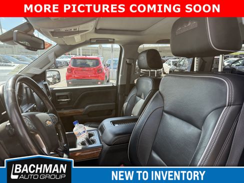 Used 2018 Chevrolet Silverado 1500 High Country AWD/4WD image 6