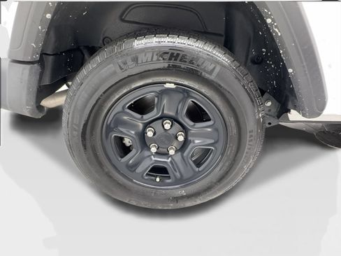 Used 2022 Jeep Wrangler Sport AWD/4WD image 14