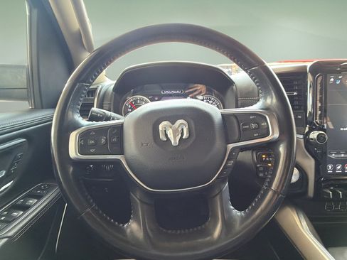 Used 2021 RAM 1500 Laramie AWD/4WD image 9