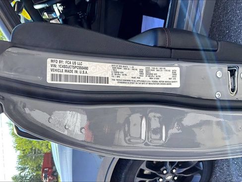Used 2023 Dodge Durango R/T AWD/4WD image 32