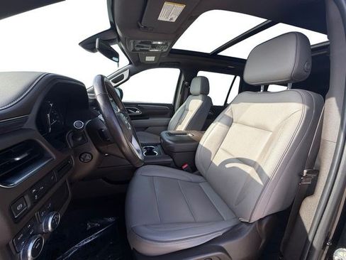 Used 2021 GMC Yukon SLT w/ SLT Premium Package AWD/4WD image 10