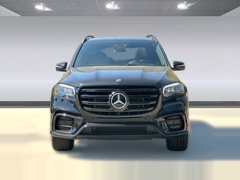 Certified 2024 Mercedes-Benz GLS 450 4MATIC image 5