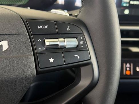 New 2026 Kia Sportage LX FWD image 28