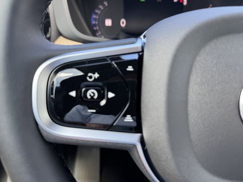 New 2026 Volvo XC60 B5 Core w/ Protection Package image 27