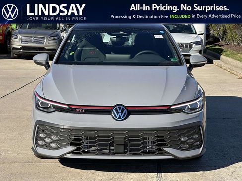 New 2026 Volkswagen GTI SE FWD image 3