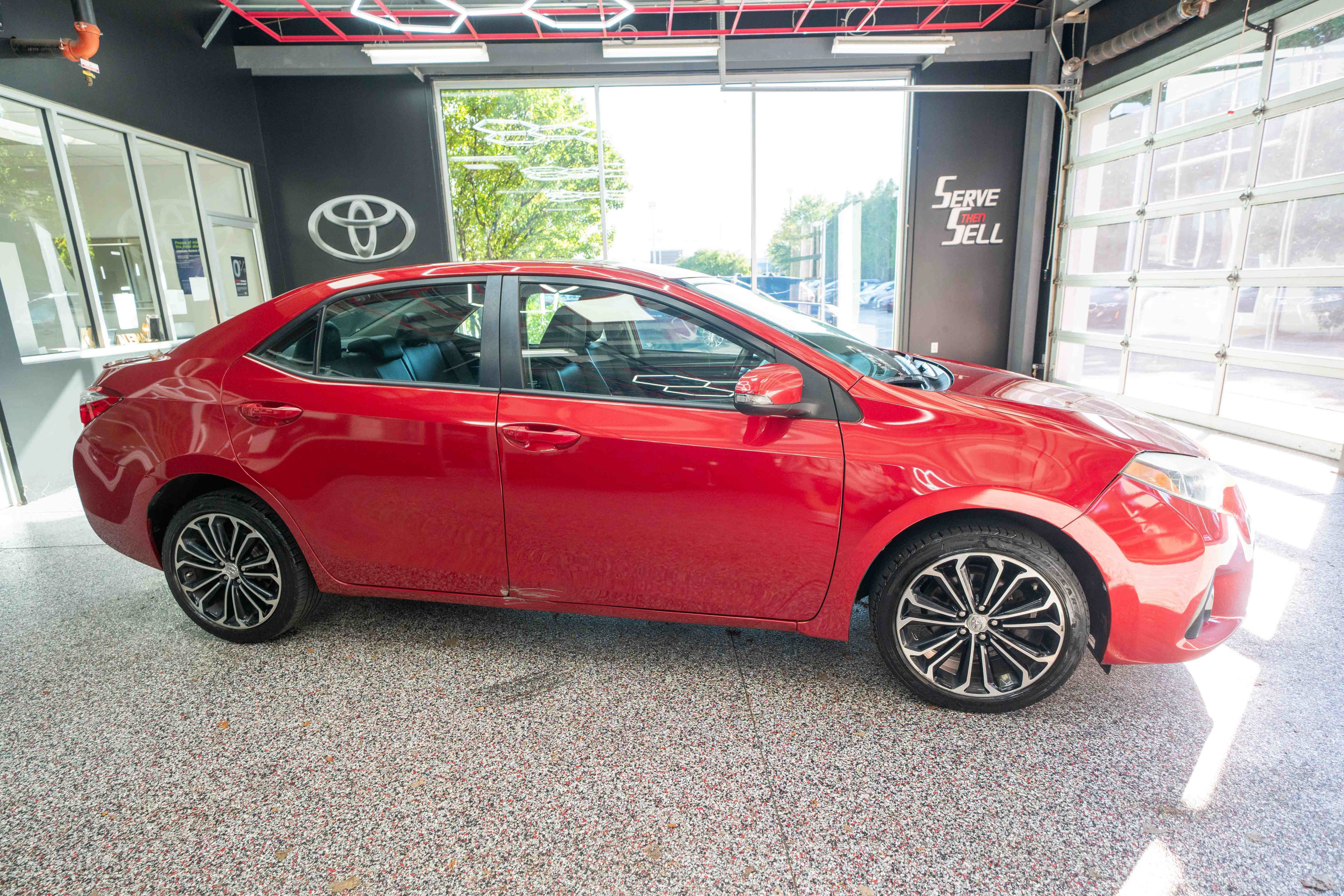 Used 2014 Toyota Corolla S FWD image 5