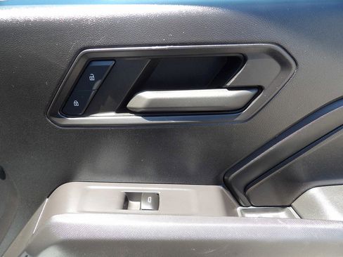 Used 2023 Chevrolet Colorado W/T RWD image 38